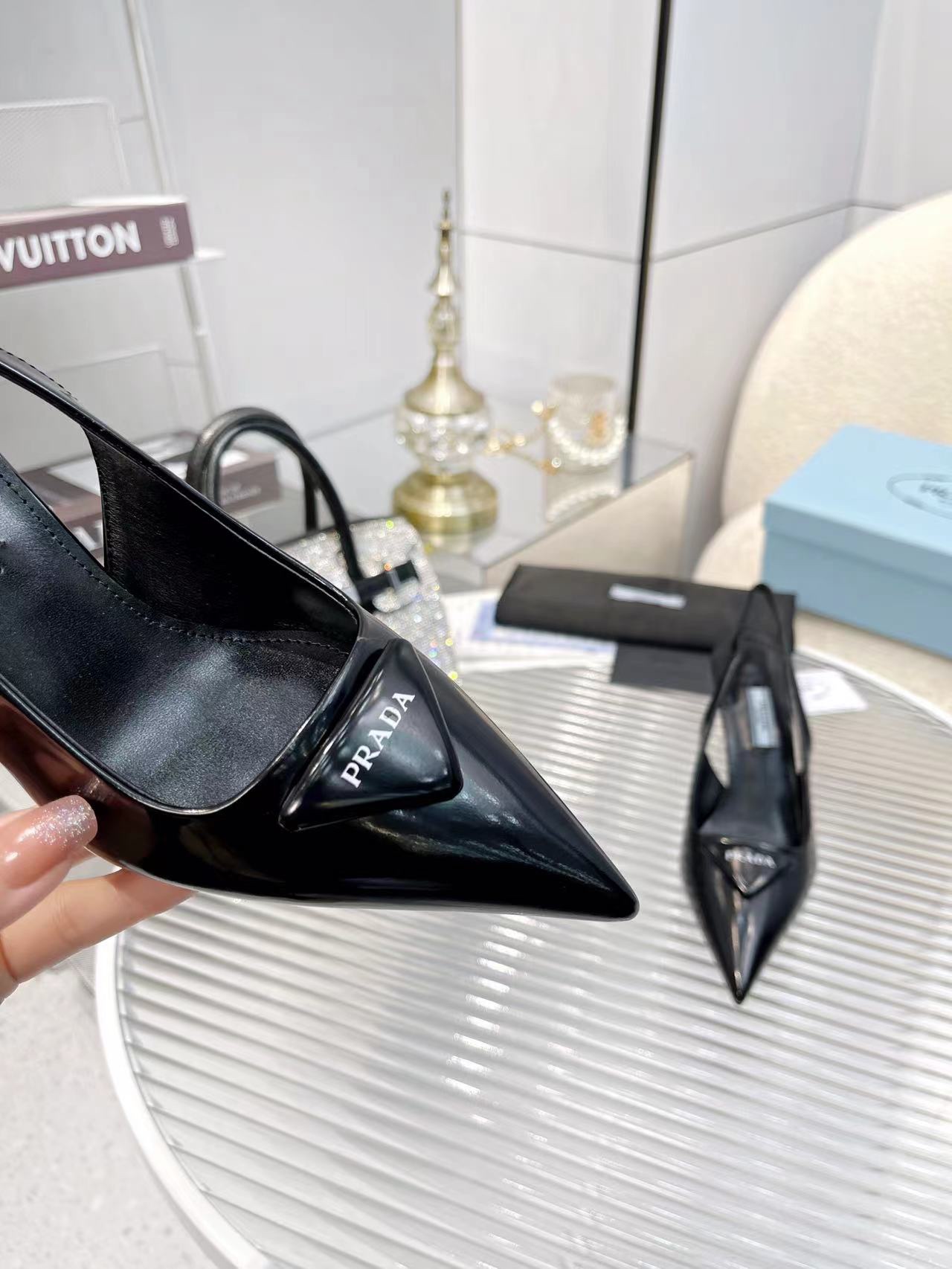 Women's high heels